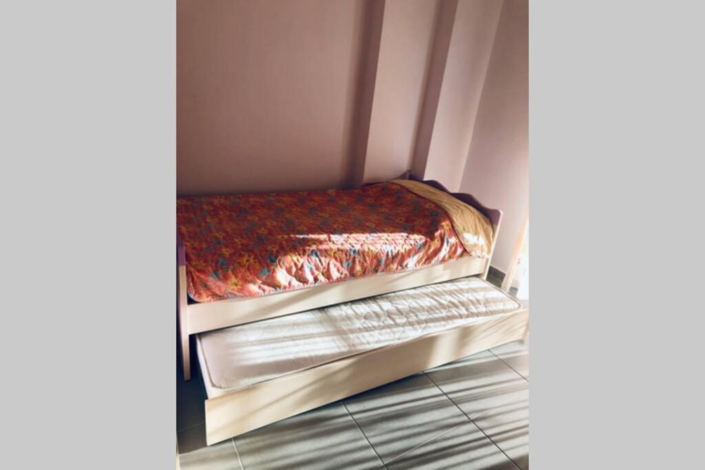 Family Apartment In Greece Kalandra Bagian luar foto
